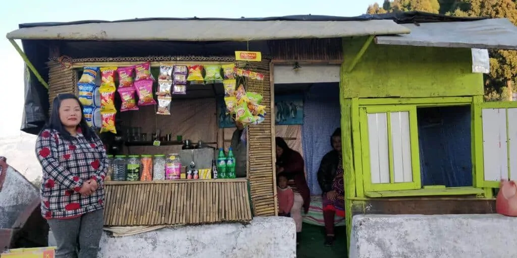 Ravina Tamang Tea & Momo Shop - Lepchajagat