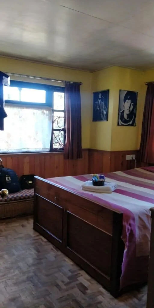The Revolver Darjeeling - Room